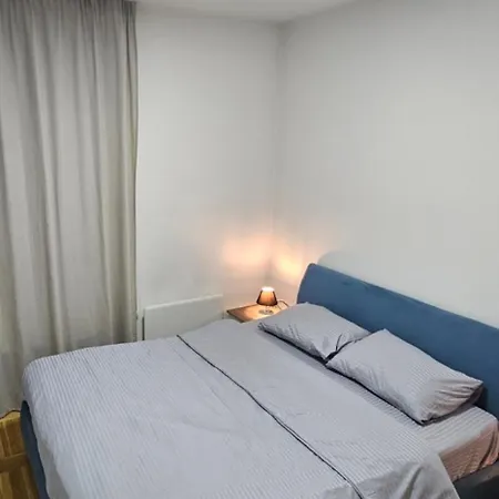 Lux Bl *